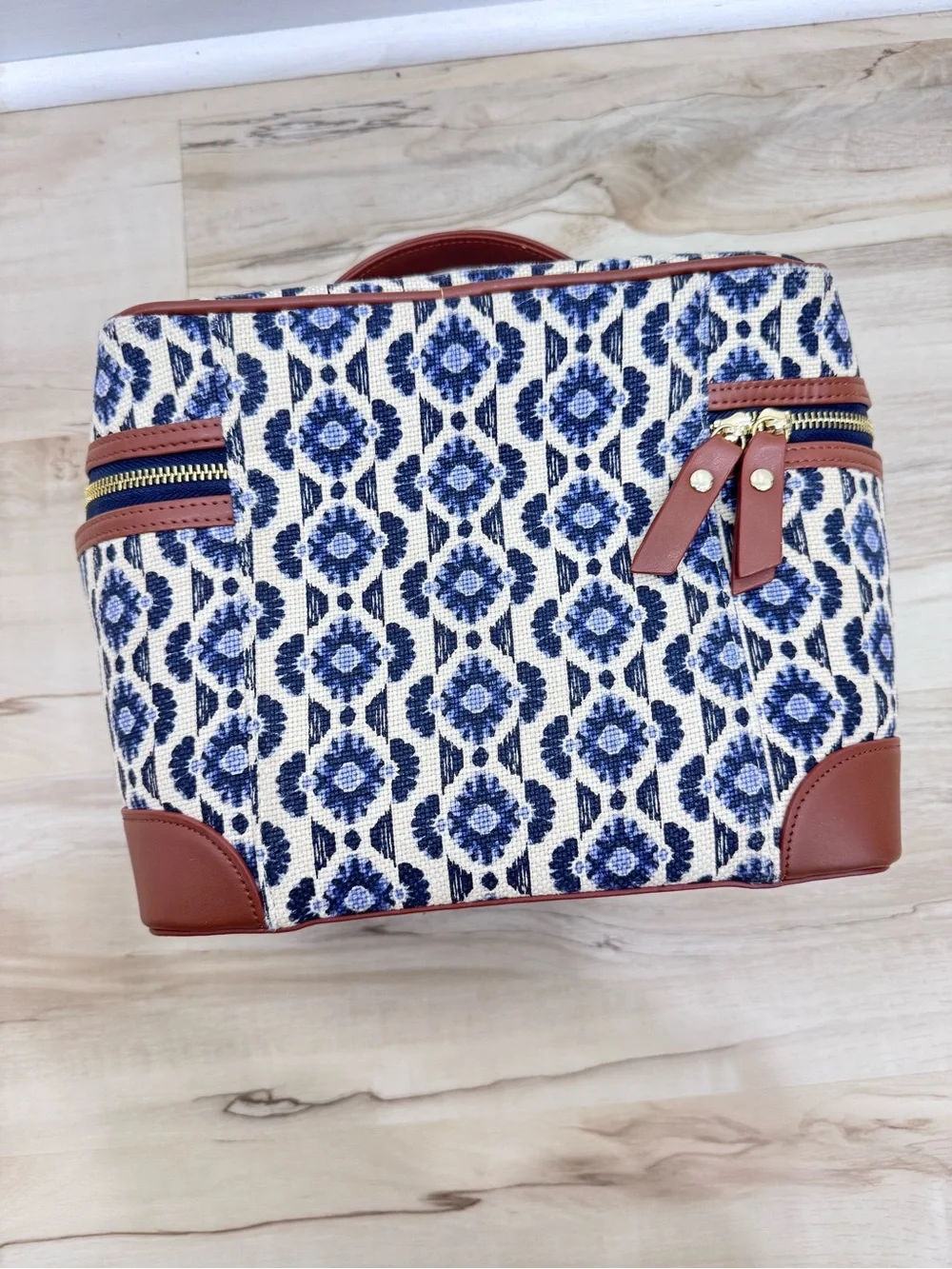 SPARTINA 449 train case Marsh Boardwalk Blue cream brown Cosmetic Makeup Bag